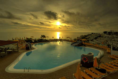 Sunset-pool