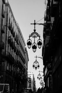 Street light in Barcelona by stephiii