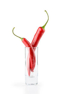 Chili Peppers and Glass von maxal-tamor