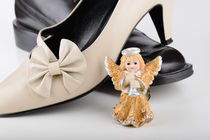 Saint Valentine Angel with two Shoes von maxal-tamor