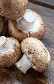 Brown Champignons Mushrooms von maxal-tamor