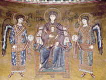 The Virgin and Child enthroned between two angels von Byzantine School