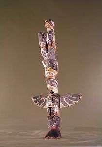 Tinglit Bird Clan totem pole by American School