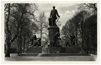 Berlin, Bismarck-Nationaldenkmal / Fotopostkarte, um 1940 von klassik art