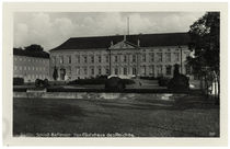 Berlin, Schloss Bellevue, Hauptfassade / Fotopostkarte von klassik art