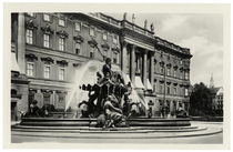 Berlin, Neptunbrunnen / Fotopostkarte by klassik art