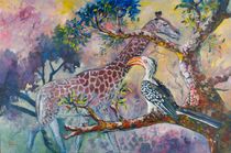 Giraffe and Hornbill, South Africa von Geoff Amos