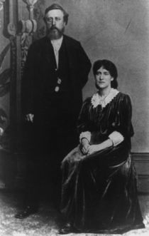 Wilhelm Liebknecht and Eleanor Aveling in America von German Photographer