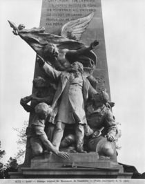 Monument to Leon Gambetta, central group, cour Napoleon, Louvre, 1888 von Jean Paul Aube