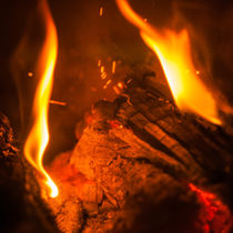 Fire with sparks von vasa-photography