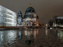 Berliner Dom, Nacht, Reflektionen by Karsten Houben