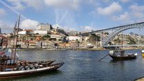 Porto, Portugal  von Hugo Moreira