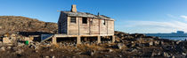 Einsame Hütte in Grönland by Alexander Kassler