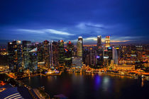 Singapur Skyline by Night von globusbummler