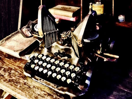 Sig-antiquetypewriteroliver9
