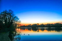Sunset at Whitlingham Lake, Norwich, U.K  von Vincent J. Newman