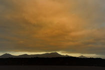 Volcano sunset by heiko13