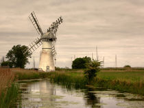 Thurne Dyke Drainage Mill by Bill Pound