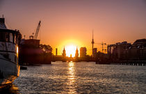 Berlin Skyline - sunset sky Oberbaum Bridge by oh aniki