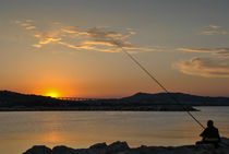 Fishing the sun back von Azzurra Di Pietro