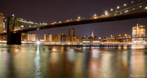 Brooklyn Bridge by night von Jean-Marc Papi