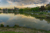 Frühlingsmorgen im Park mit See von andreas-marquardt