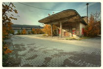 Alte Tankstelle vom Bahnpostamt von Uwe Driesel