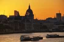 London sunrise von Bruno Schmidiger