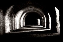 Licht im Tunnel by Bastian  Kienitz