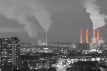 Skyline Wolfsburg mit Kraftwerk, schwarz-weiß-orange von Jens L. Heinrich