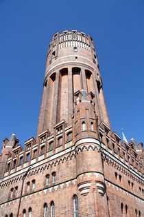 Ganz nah: Der Lüneburger Wasserturm; 16.11.2017 by Anja  Bagunk