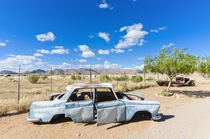 Abandoned car in Solitaire Village, Khomas Region, near the ... von Danita Delimont