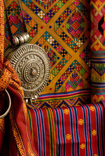 Colorful woven Fabric, Bhutan von Danita Delimont