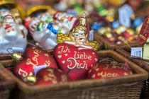 German glass Christmas 'I Love You' ornaments, Rothenburg, Germany von Danita Delimont