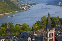 View over Bacharach, Rhine Valley, Germany von Danita Delimont