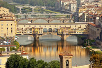 Ponte Vecchio Covered Bridge Arno River Florence Italy von Danita Delimont