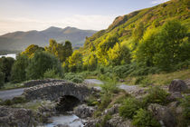 Last rays of sunlight on the mountains above Derwentwater, t... by Danita Delimont