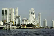 Modern and luxurious Bocagrande beach front of Cartagena, Colombia. von Danita Delimont