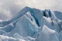 Close up of the Matanuska Glacier blue ice von Danita Delimont