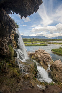 Fall Creek Waterfall, South Fork of Snake River, Swan Valley, Idaho von Danita Delimont
