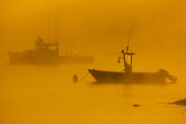 USA, Maine, Lobster boats in morning fog at Bass Harbor. von Danita Delimont