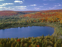 USA, Minnesota, Superior National Forest, Fall colored north... von Danita Delimont