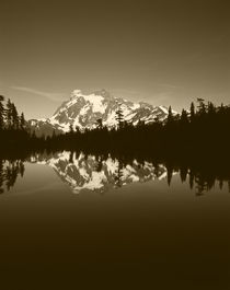 USA, Washington State, North Cascades National Park, View of... von Danita Delimont