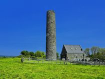 Round Tower, Inis Cealtra by Christoph Stempel
