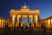 Brandenburger Tor bei Abenddämmerung, Berlin, Deutschland, Europa von Torsten Krüger