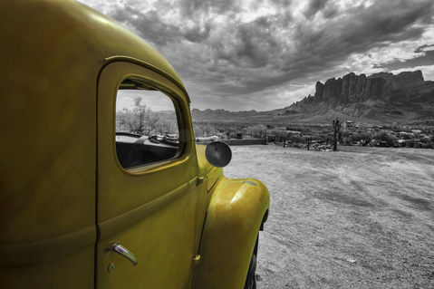 Yellow-desert-truck