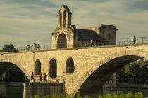 Pont d'Avignon by Rob Hawkins