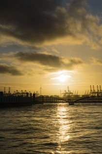 Harbour Sunset, Hamburg von Nadine Gutmann
