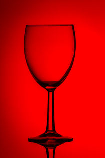 wine glass number 1 von Tim Seward