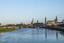 Blick von der Augustusbrücke auf die Altstadt von Dresden  von Christoph  Ebeling